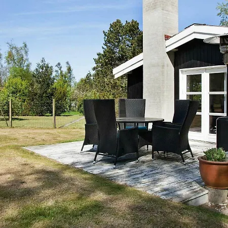 Cozy Holiday Home In Kalundborg Zealand Near Terrace *